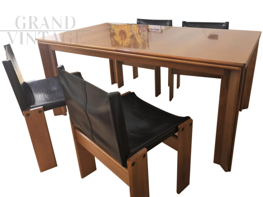 Set da pranzo con tavolo Mou e 4 sedie Monk di Afra e Tobia Scarpa, anni '70