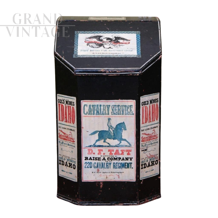 Baule da parete vintage americano in legno Idaho Perry Davis’s