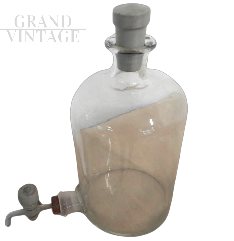 Bottiglia in vetro da laboratorio chimico con spillatore, anni '70                            