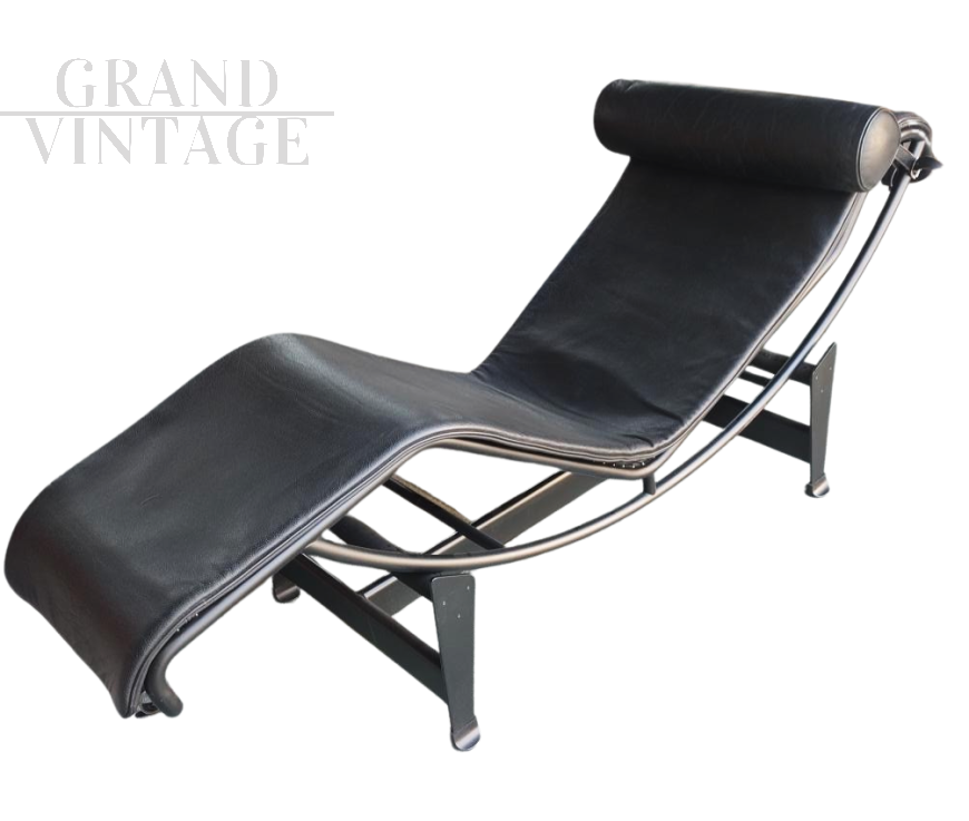 Chaise Longue Le Corbusier Cassina originale in pelle nera                            