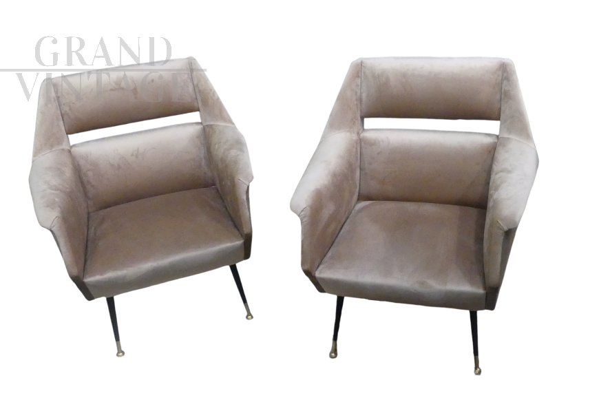 Coppia di poltroncine Gigi Radice in microfibra beige                            