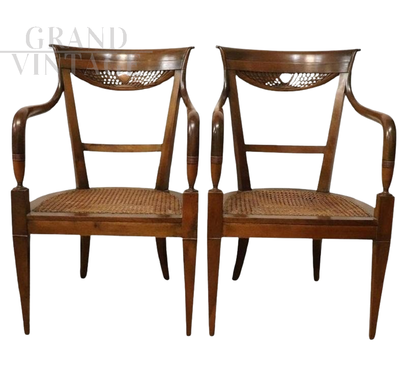 Coppia di poltrone antiche di epoca Direttorio, XVIII secolo                            