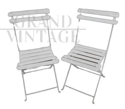 Coppia di sedie da giardino vintage in legno laccato bianco, anni '50                            