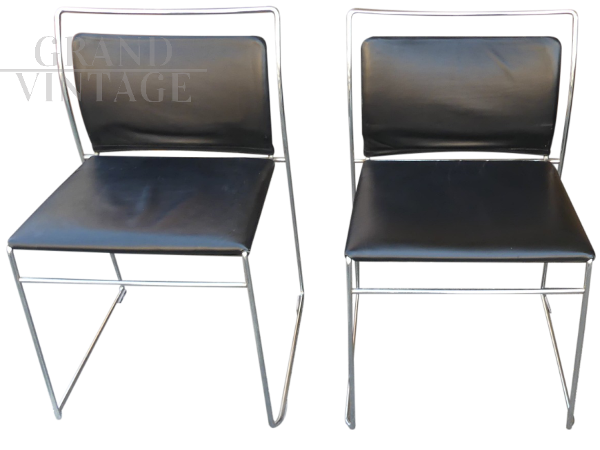 Coppia di sedie Tulu vintage in pelle nera design Takahama