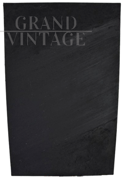 Monocromia ottica - dipinto di Andrea Busnelli in sabbia, colla e acrilico nero                            