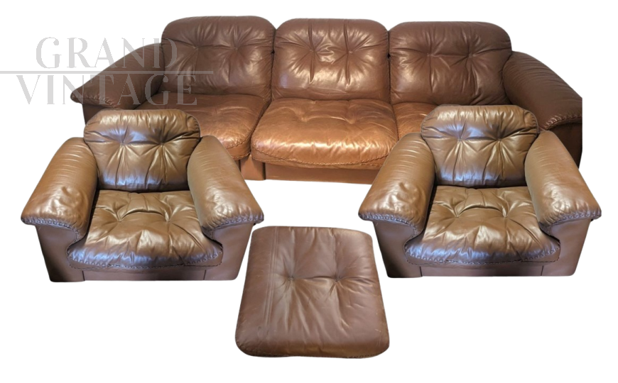 Salotto De Sede DS 101 con divano, due poltrone e un pouf                            