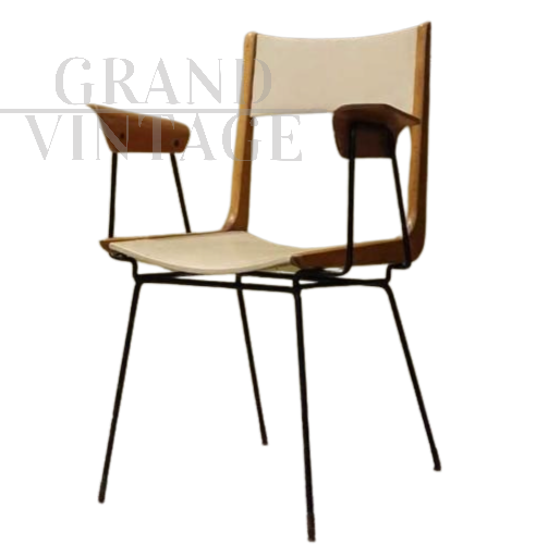 Sedia design Boomerang con i braccioli                            