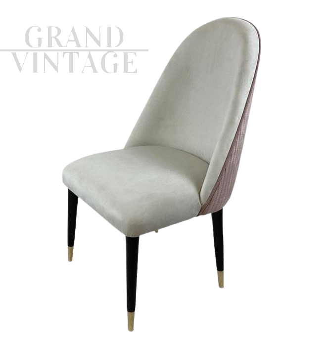 Sedia design in velluto rosa e bianco                            