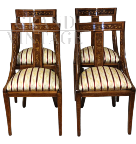 Set di 4 sedie a gondola antiche intarsiate                            