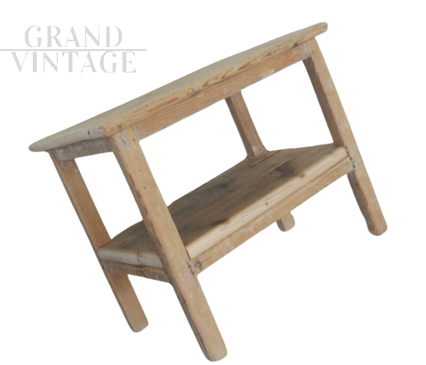 Sgabello o tavolino vintage rustico in abete anni '60                            