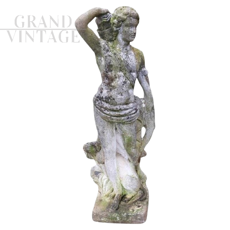 Statua da giardino classica con arciere degli inizi del '900                            