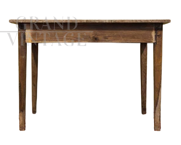 Tavolo vintage in legno naturale in patina                            