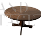 Round table designed by Gianfranco Frattini