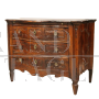 Cassettone comò Luigi XVI in noce intagliato, Italia '700                            