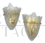 Coppia di applique a tulipano in vetro di Murano dorato                            