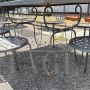 Set da giardino con 6 sedie e un grande tavolo in ferro battuto                            