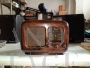 Radio valvolare Magnadyne M15 in legno, anni '40