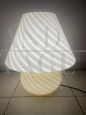 Lampada a fungo in vetro di Murano con lavorazione a vortice