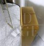 Coppia di mobiletti pensili da bagno dorati con superficie a specchio