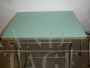 Banco scolastico vintage in formica verde con sedia, anni '70