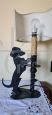 Lampada vintage con cane bassotto in ferro battuto, inizio '900