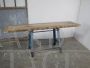 Grand Vintage - Piccolo tavolo da lavoro industriale in ghisa e legno, anni '50                            