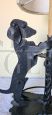 Lampada vintage con cane bassotto in ferro battuto, inizio '900