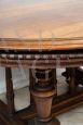 Tavolo antico ovale allungabile di epoca Enrico II Francese