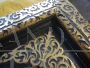 Specchio vintage ovale con cornice dorata in stile antico