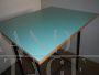 Piccolo banco scolastico vintage in formica