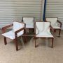 4 sedie poltrone Reguitti in legno e similpelle bianca, 1972