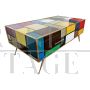 Tavolino basso con cassetti in vetro multicolore