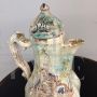 Caffettiera o versatoio antico in ceramica di Albisola dipinta, XVIII secolo                            