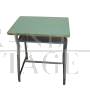 Piccolo banco scolastico vintage in formica verde, anni '70                            