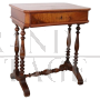 Tavolino piccolo scrittoio antico in noce, metà XIX secolo                            