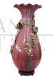 Vaso antico di fine '800 in ceramica rosa con decori in bronzo                            