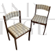 Coppia di sedie vintage in legno scuro e tessuto beige a quadri, anni '70                            