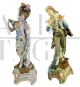 Coppia di statue in porcellana dell'800 con personaggi