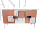 Credenza a tre ante in vetro bianco e rosa                            