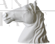 Scultura di testa di cavallo in resina, Italia anni '70                            
