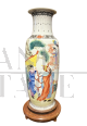 Vaso cinese in porcellana della dinastia Qing, XX secolo                            