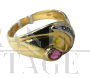 Anello anni '80 in oro con diamanti e rubino                            