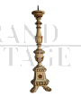 Candelabro antico intagliato, laccato e dorato del XIX secolo                            