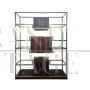 Grande libreria in ottone e legno                            