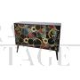 Credenza a due ante in legno e vetro colorato con geometrie circolari
