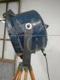 Faro puntatore navale vintage USA con treppiedi in legno