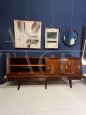 Credenza sideboard italiana con piano in vetro bordeaux, anni '60