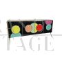 Credenza a quattro ante retroilluminata con cerchi colorati in vetro                            
