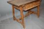 Tavolino scrittoio rustico in noce