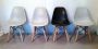 Set di 8 sedie in stile Charles Eames in vari colori